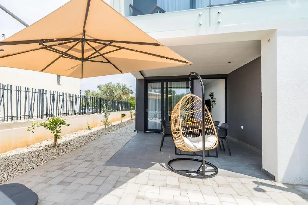 Holiday House Sukosan Zadar 0*,